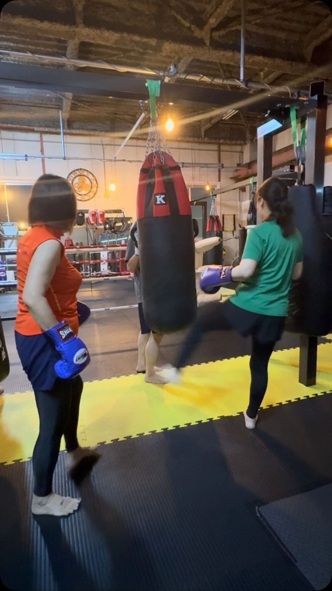 🥊女性同士でミドルキック練習🥊